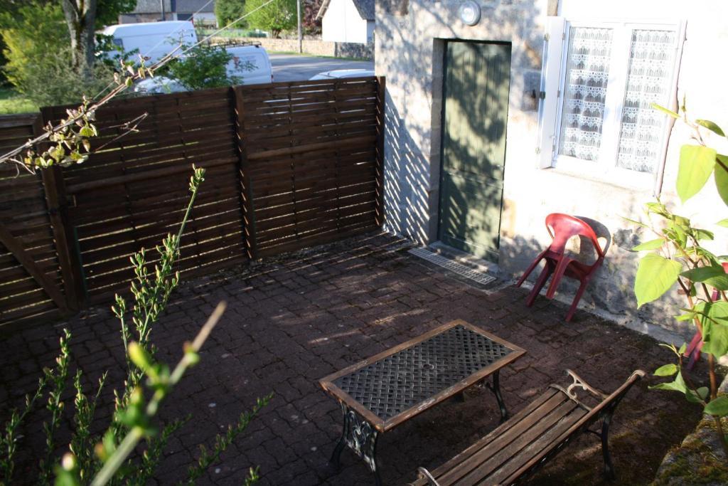 Auberge De Saint Julien Aux Bois מראה חיצוני תמונה