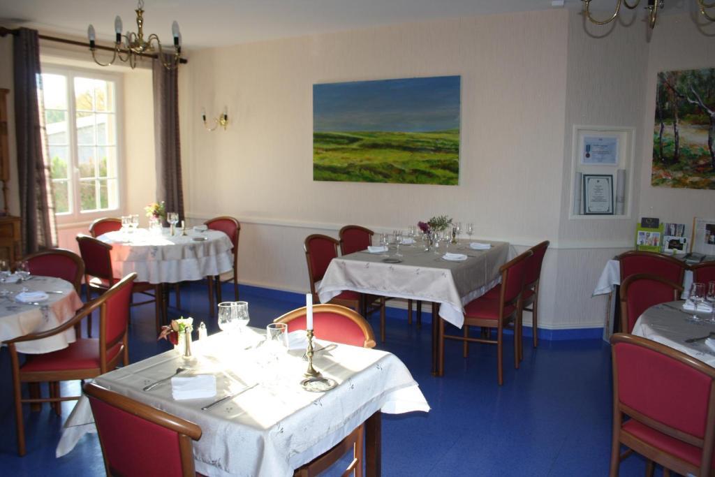 Auberge De Saint Julien Aux Bois מראה חיצוני תמונה